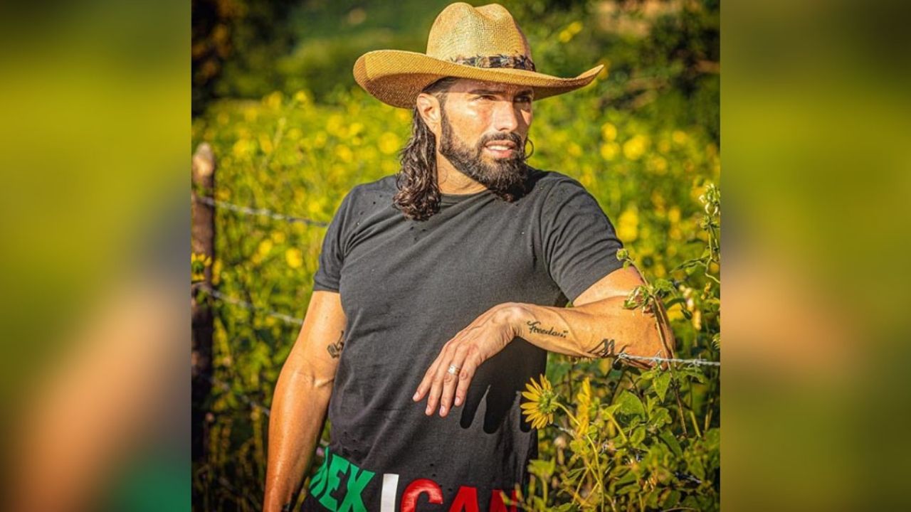 Se comen vivo a Poncho De Nigris por “presumido y robarse los lentes del cine”