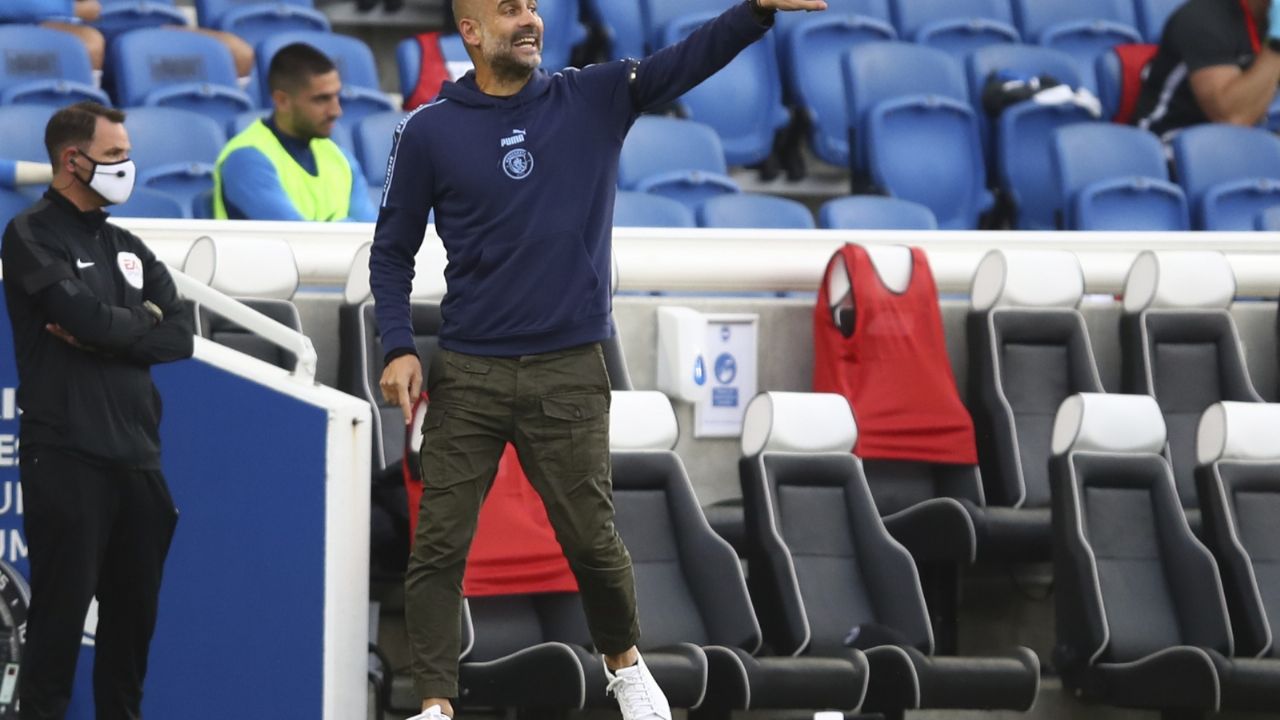 Pep Guardiola arremete contra rivales por ‘campaña de rumores’