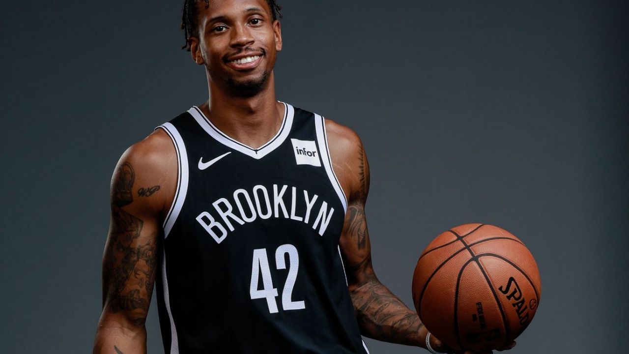 Michael Beasley es apartado de los Nets luego de dar positivo por Covid-19