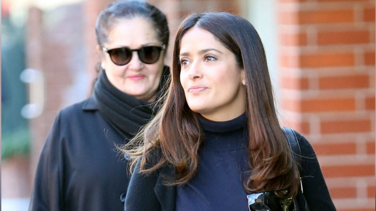 ¡Suegra! Salma Hayek comparte foto con su madre y le da “gracias por los genes”