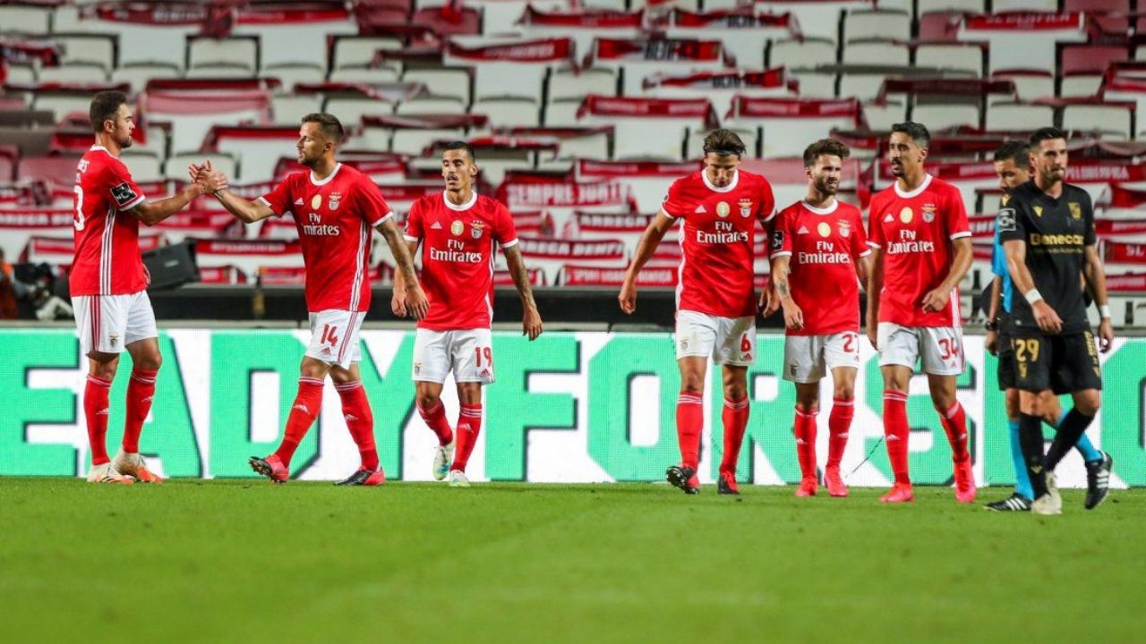 Benfica se lleva los tres puntos y evita el campeonato anticipado del Porto