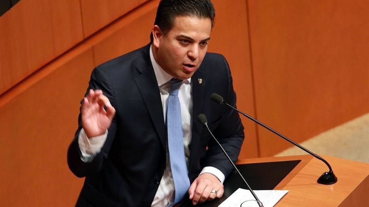 Damián Zepeda pide que se debata la aprobación de un Ingreso Básico Universal en el Senado