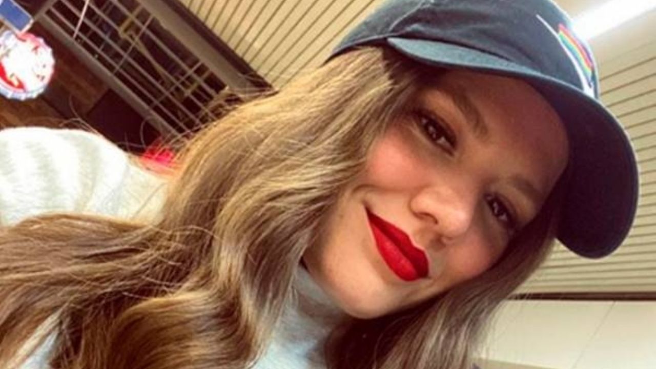 Joy Huerta de ‘Jesse y Joy’ roba miradas y suspiros al vestirse de rockera para Instagram