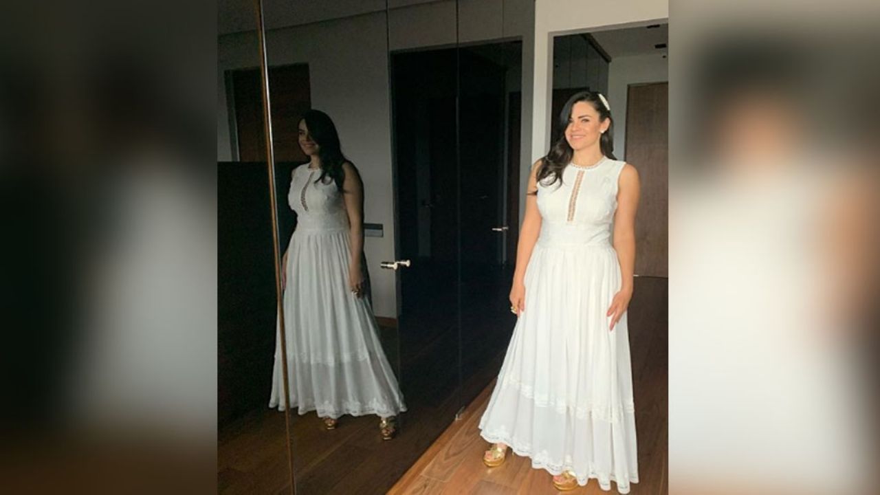 Luz Elena González roba más de un suspiro al lucir elegante vestido negro