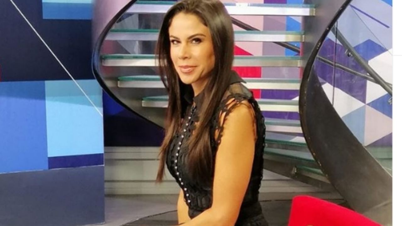 Paola Rojas es ‘devorada’ en Televisa por parecer “hombre operado” con vestido