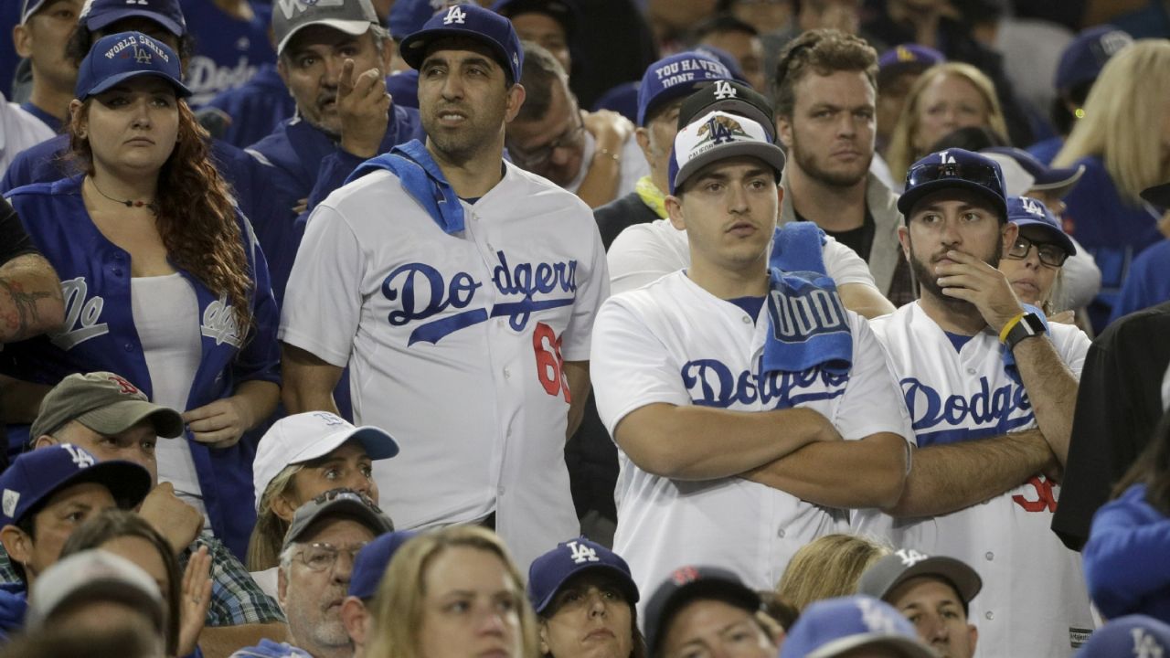 Aparten su ‘lugar’; Dodgers venden lugares para imágenes de los aficionados