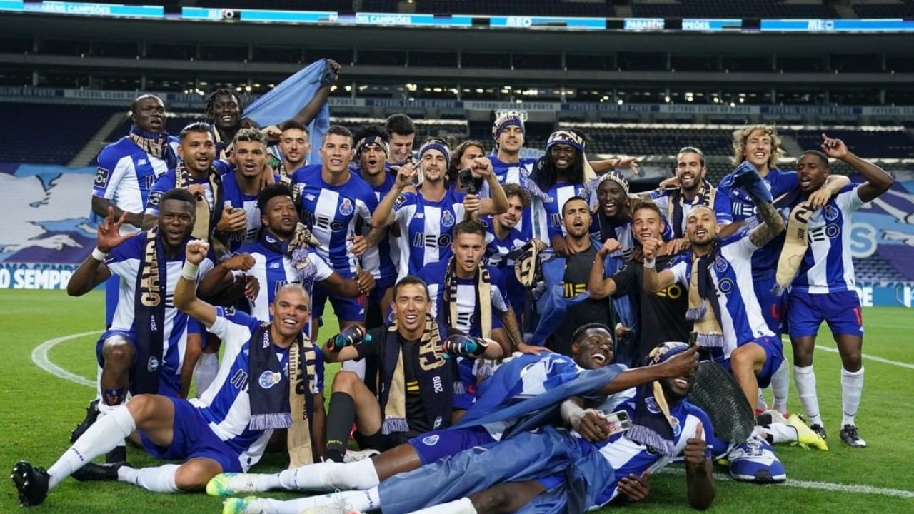 El sonorense ‘Tecatito’ Corona es campeón con el Porto en Portugal