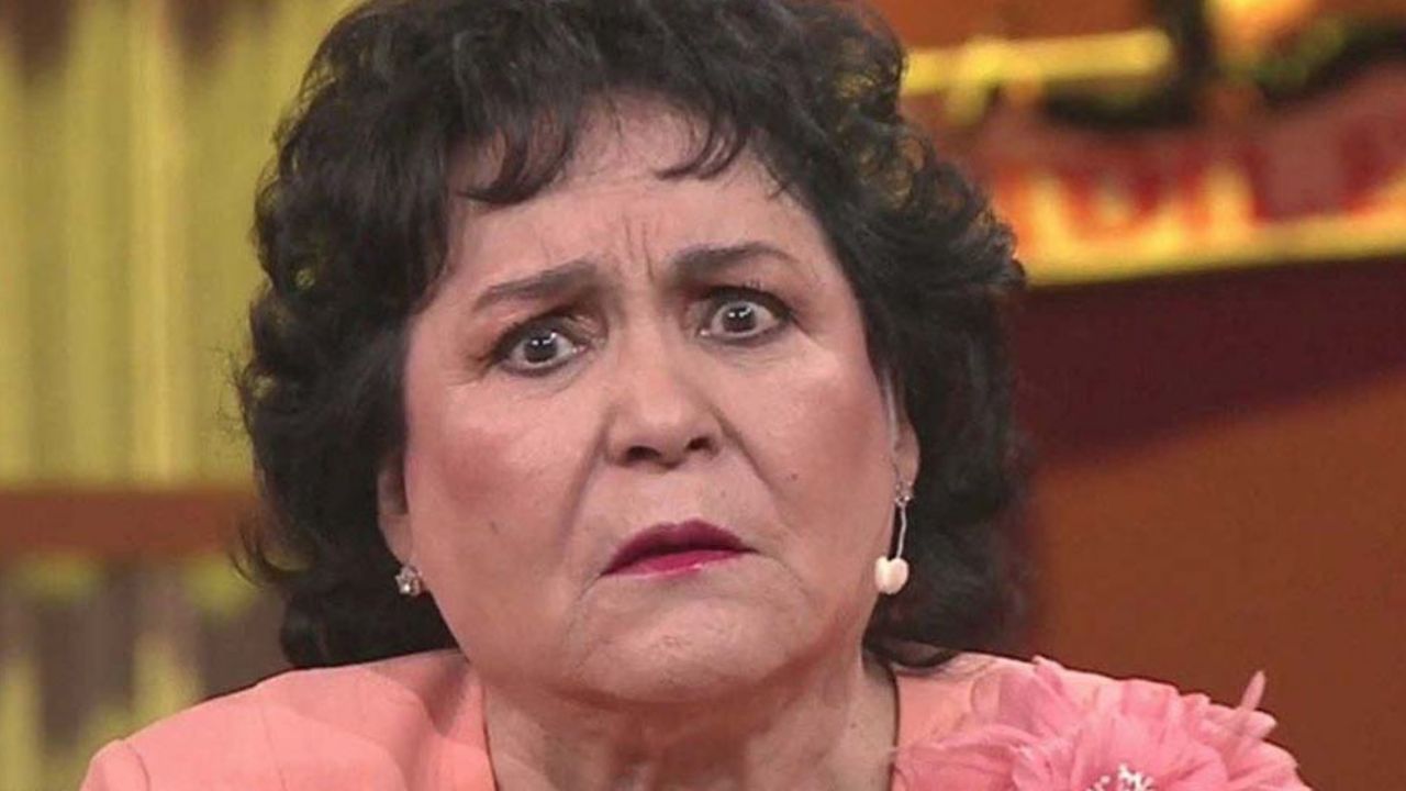 “Parece ‘Doña Lencha'”: Carmen Salinas quiere rehacer estatua a su imagen pues ¡la detestó!