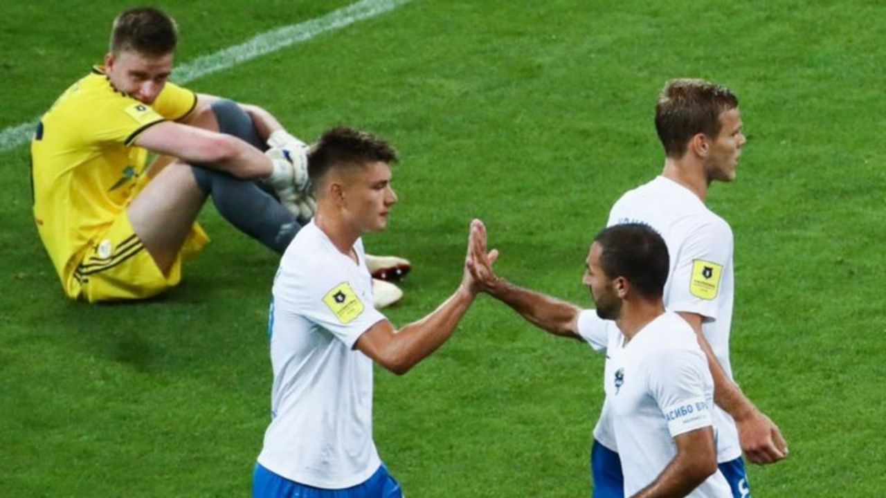 Partido de la liga rusa es cancelado tras 9 casos positivos de Coronavirus