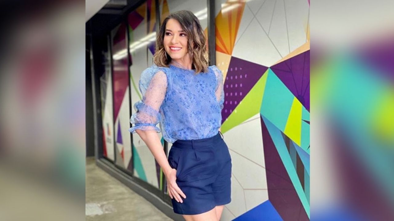 Laura G hace suspirar desde los foros de TV Azteca al lucir sensacional ‘look’
