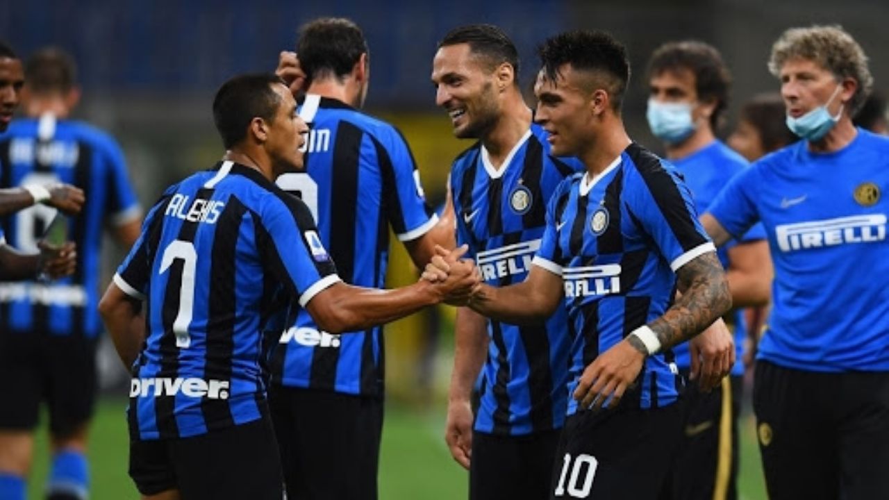 El Inter de Milán reaviva esperanzas de campeonato con triunfo ante Spal
