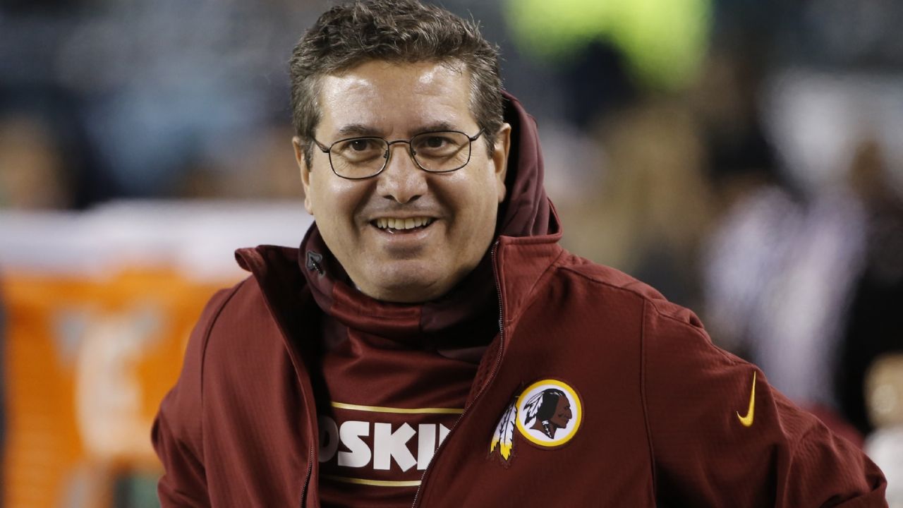 Dueño de Redskins habla tras acusaciones de acoso sexual en el equipo