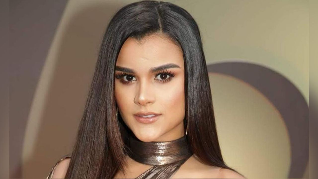 Conductora de Univision realiza remedios caseros para librar el Covid-19