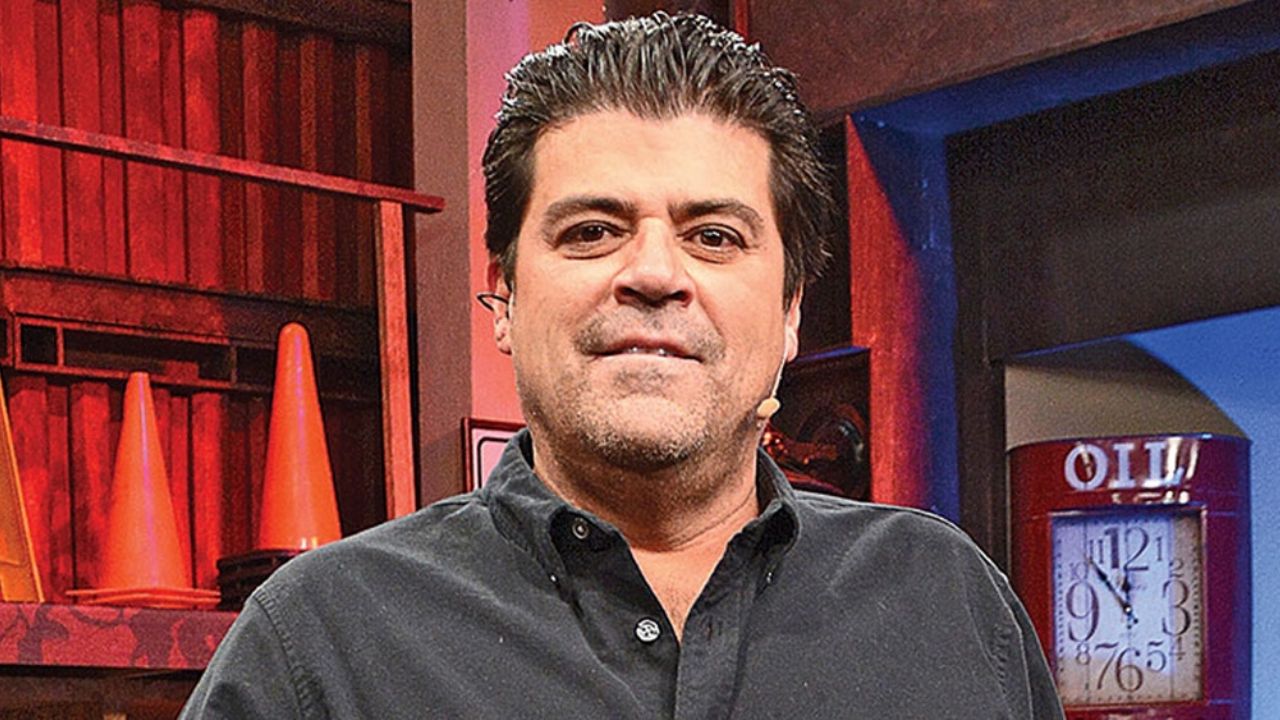 “Estás por palanca”: Conductor de ‘Hoy’ humilla a ‘El Burro’ en pleno programa