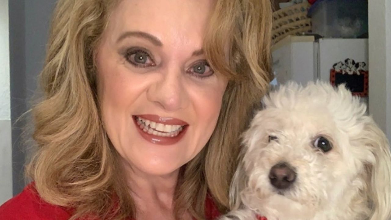 Sol y mar: Así se relaja Érika Buenfil durante sus vacaciones en Acapulco