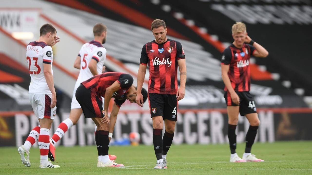 Bournemouth vuelve a perder y ya tiene un pie en el descenso de Inglaterra