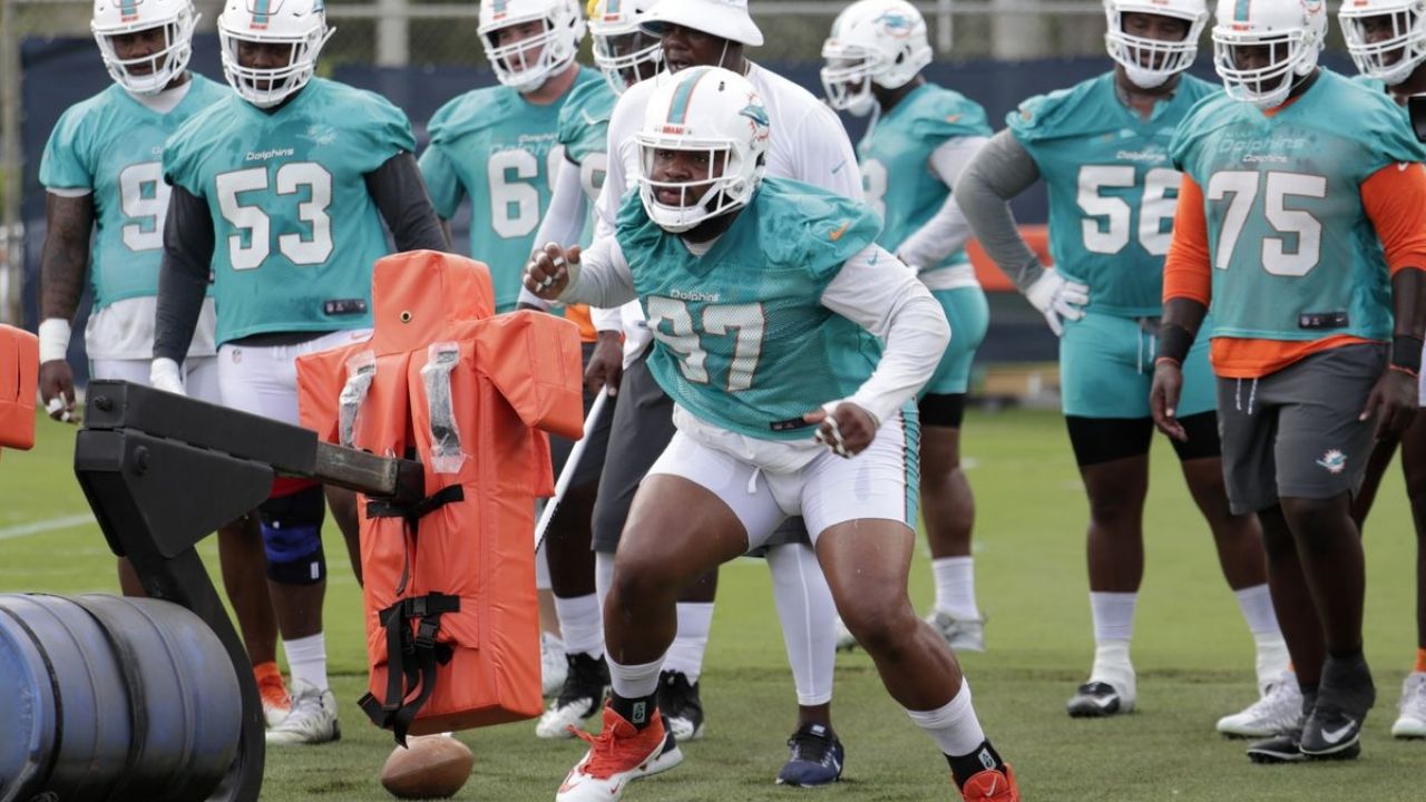 Jugadores de la NFL piden que la Liga aborde inquietudes de salud