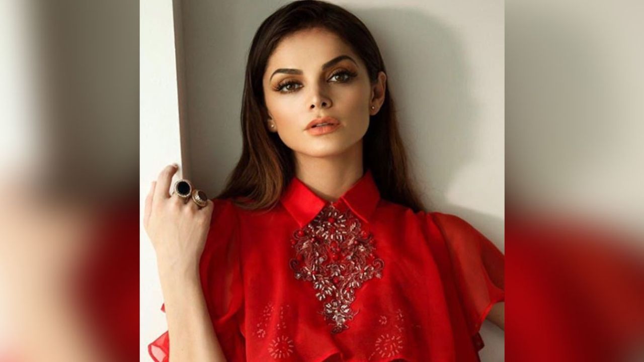 A sus 37 años, Marisol González se muestra más seria que nunca y roba corazones