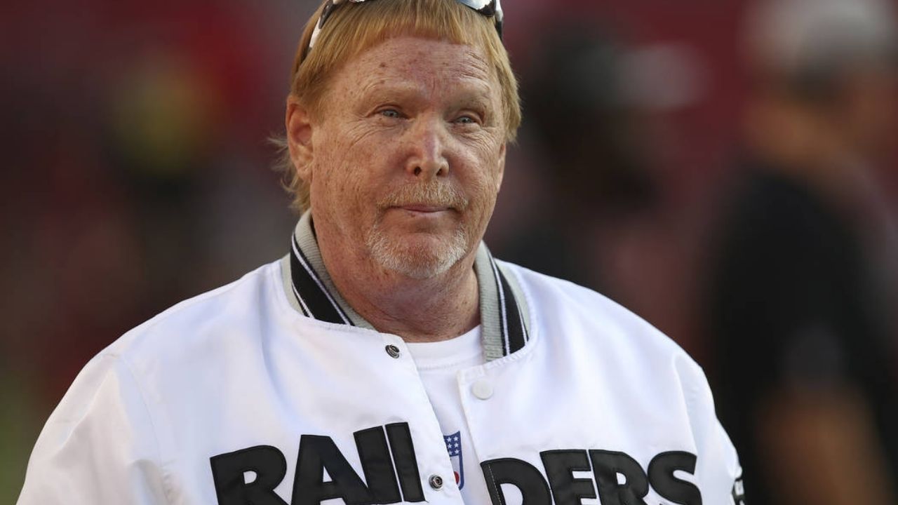 Dueño de los Raiders no se presentará en el estadio por solidaridad