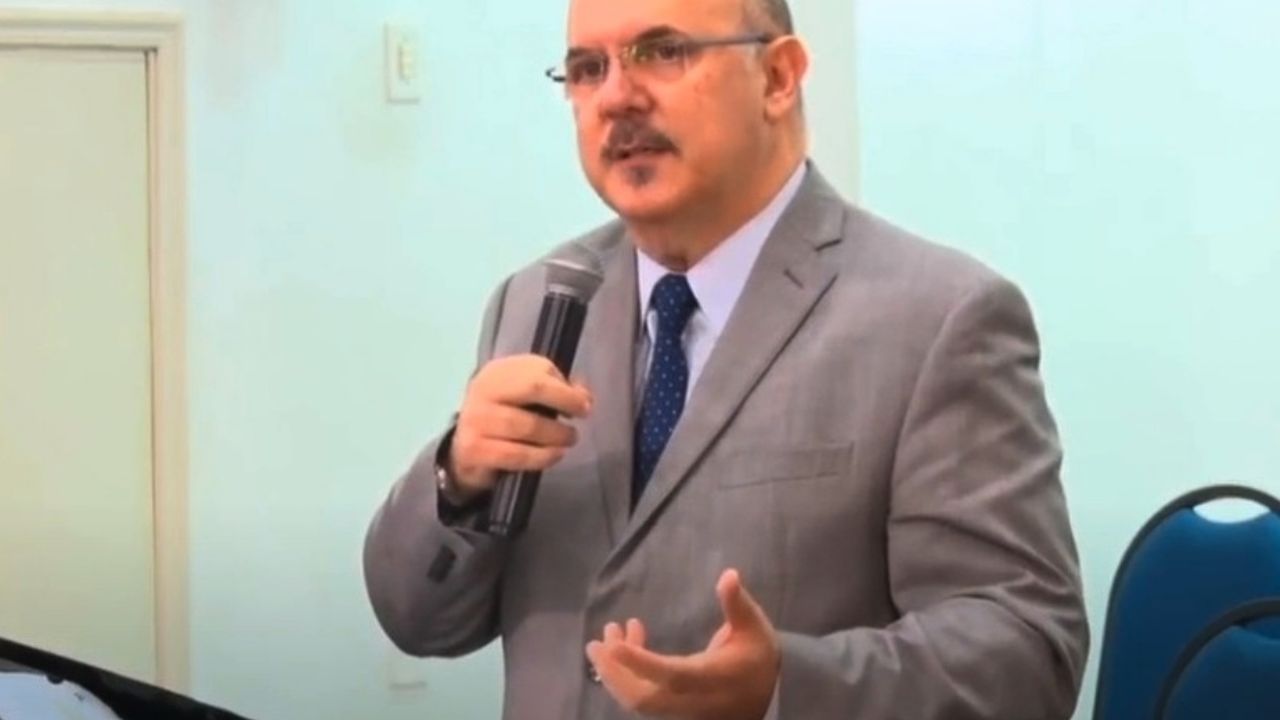 Nuevo ministro de Educación de Brasil, Milton Ribeiro, da positivo a Covid-19