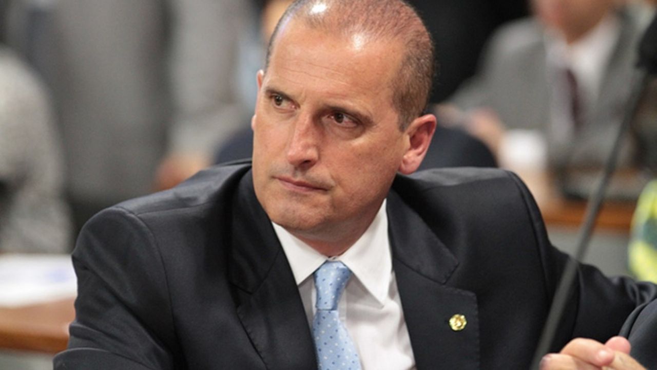 Otro ministro de Bolsonaro tiene Covid-19, el titular de Ciudadanía da positivo