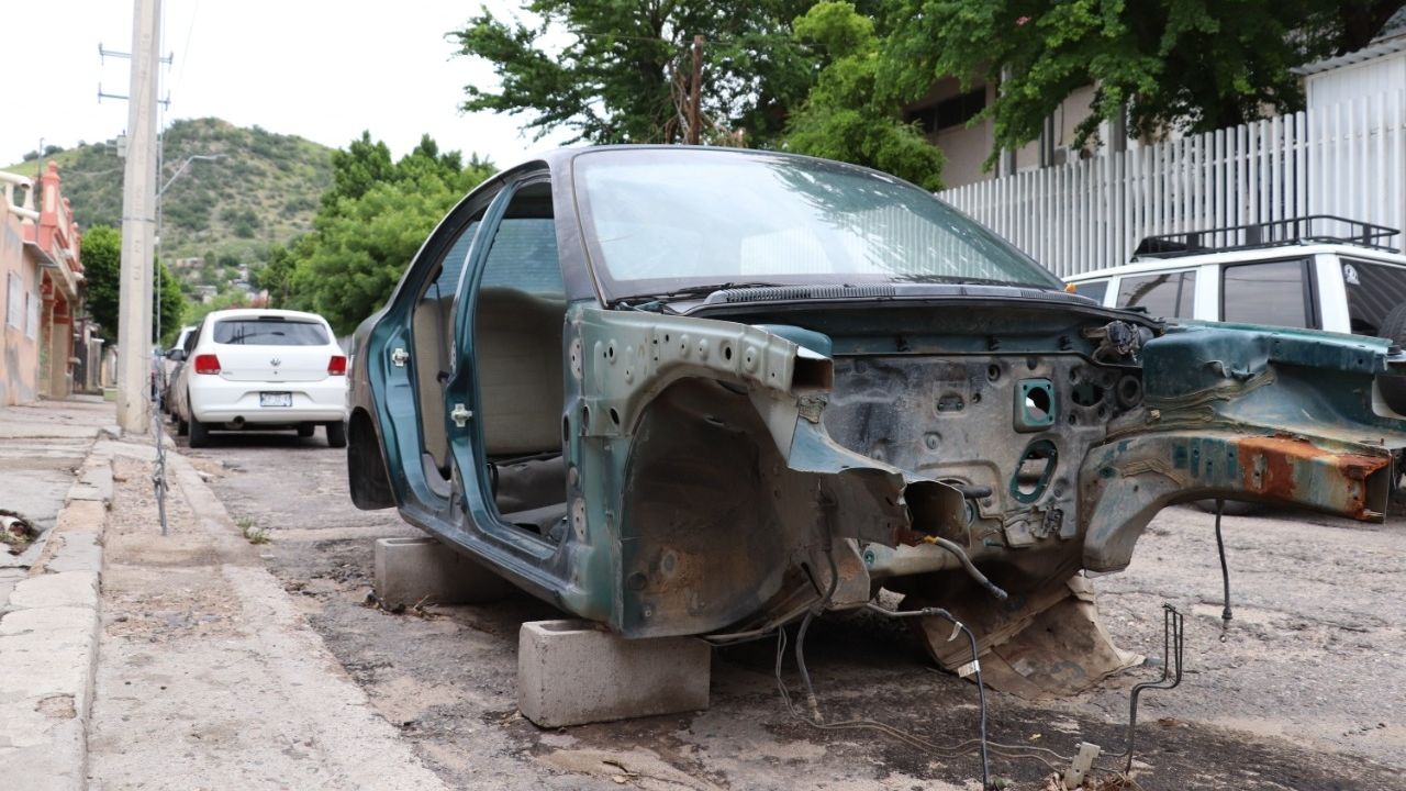 Hermosillo: Servicios públicos recibe entre 80 y 120 reportes de autos abandonados al mes