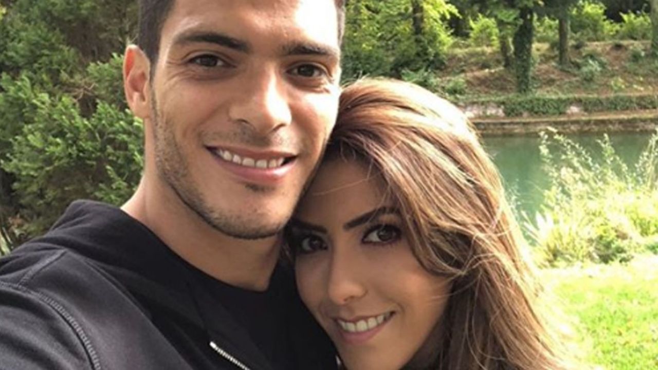 Raúl Jiménez y Daniela Basso se convierten en padres tras el nacimiento de su bebé, Arya