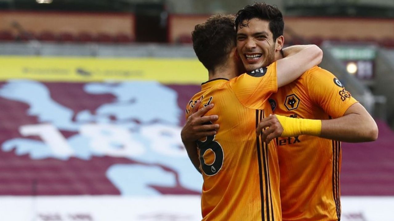 ¡La manada crece! La tierna felicitación de Wolves y América a Raúl Jiménez por su bebé