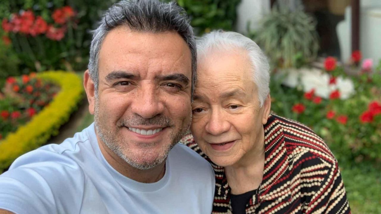 Héctor Sandarti explica cómo su madre superó al Covid-19 a los 86 años