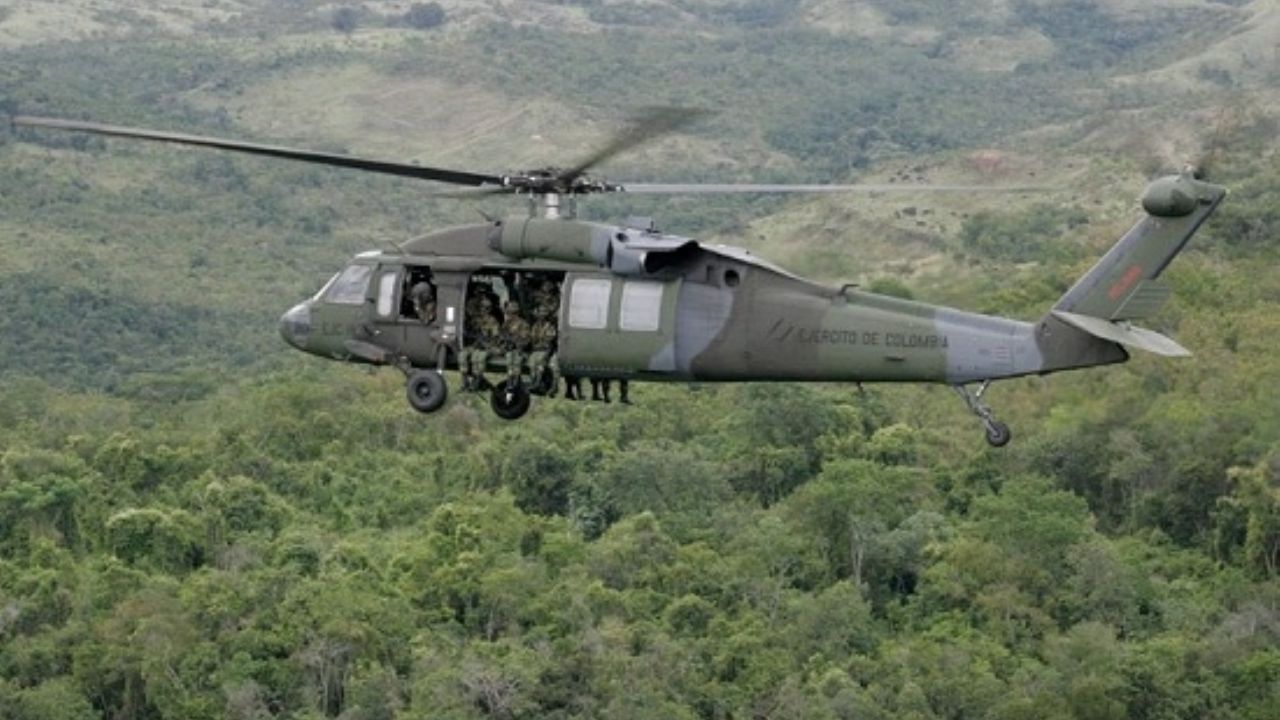 Helicóptero del Ejército colombiano sufre accidente; hay seis heridos y 11 desaparecidos