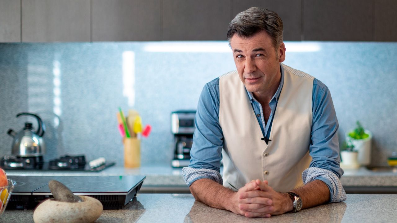 Famoso juez de ‘MasterChef’ es víctima de un violento asalto en la capital de Chile