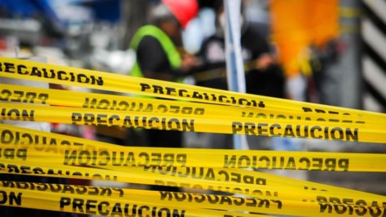 Hospital de Hermosillo en construcción se derrumba; hay tres hombres lesionados