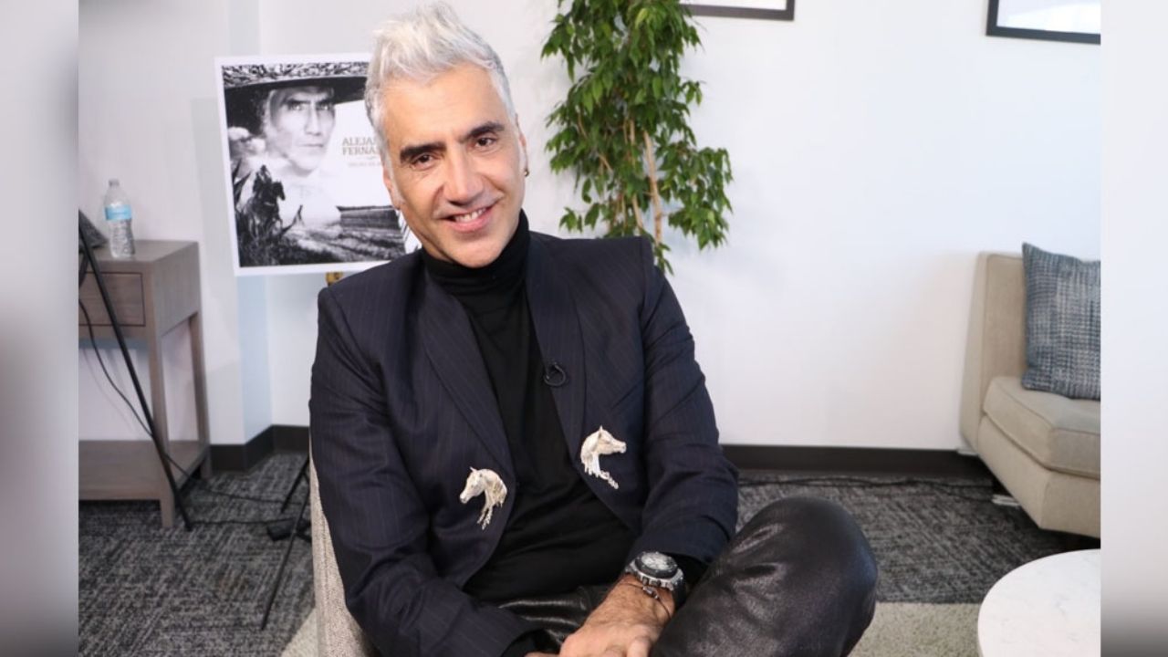 ¿Nueva pareja? ‘El Potrillo’ sorprende en redes al aparecer muy bien acompañado