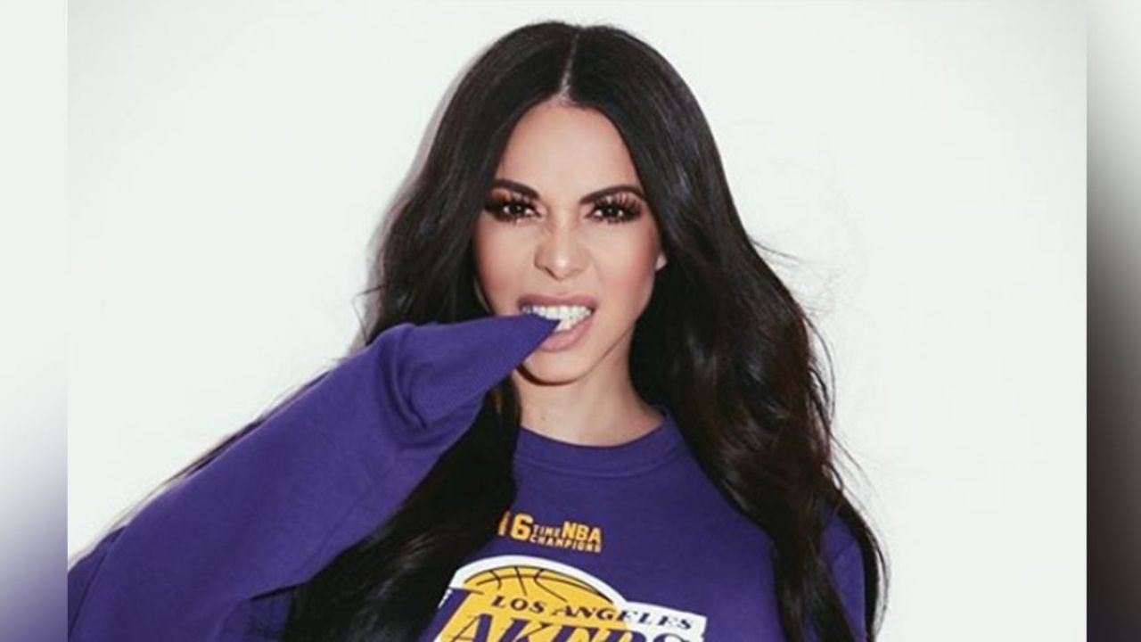 Jimena Sánchez roba suspiros al hablar de su amor por Yankees en Fox Sports