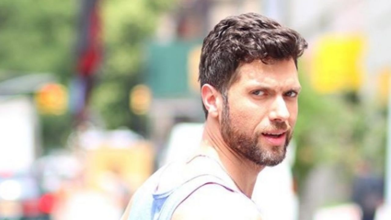 Exactor de Televisa y su descarado coqueteo a Ricky Martin en Instagram