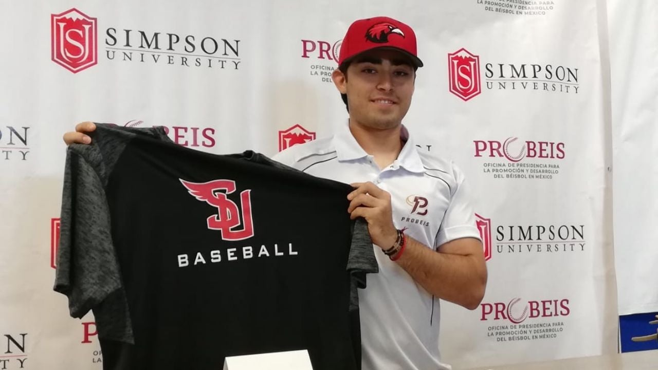 Carlos Rodolfo Valenzuela Valenzuela se alista para alzar el vuelo