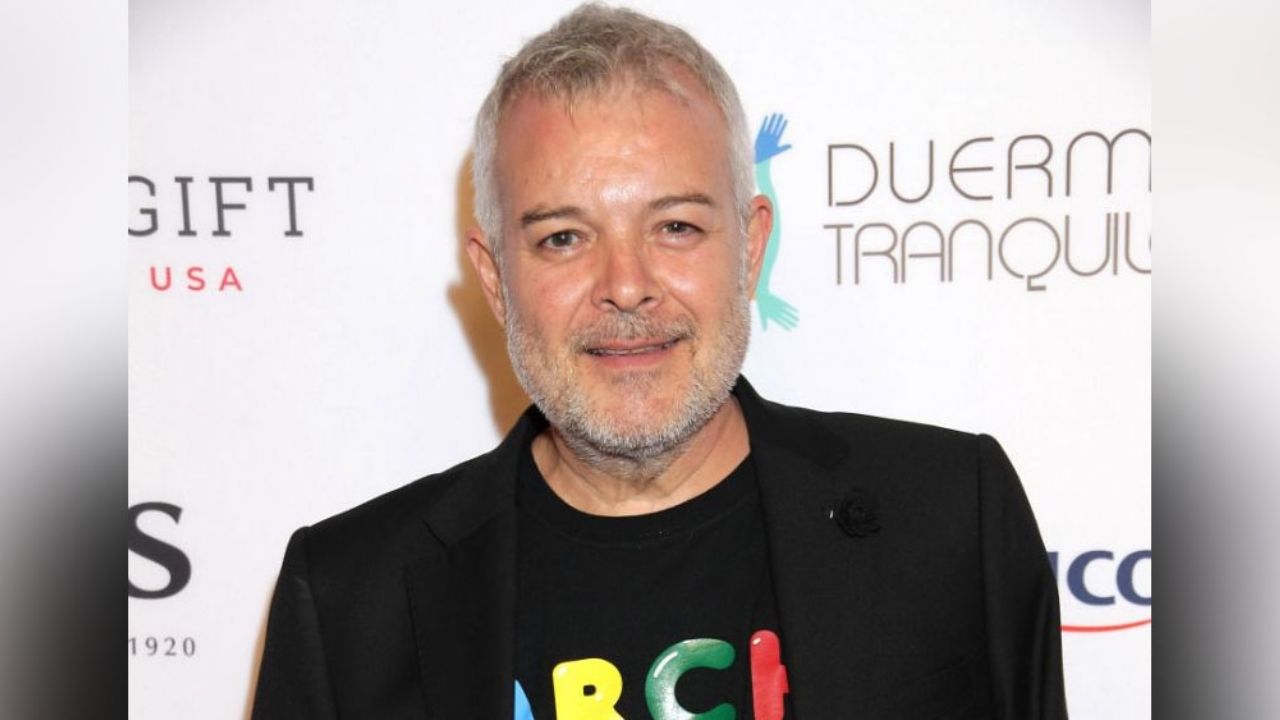 Exintegrante de Parchis regresa a México tras visitar a sus padres en España en plena contingencia