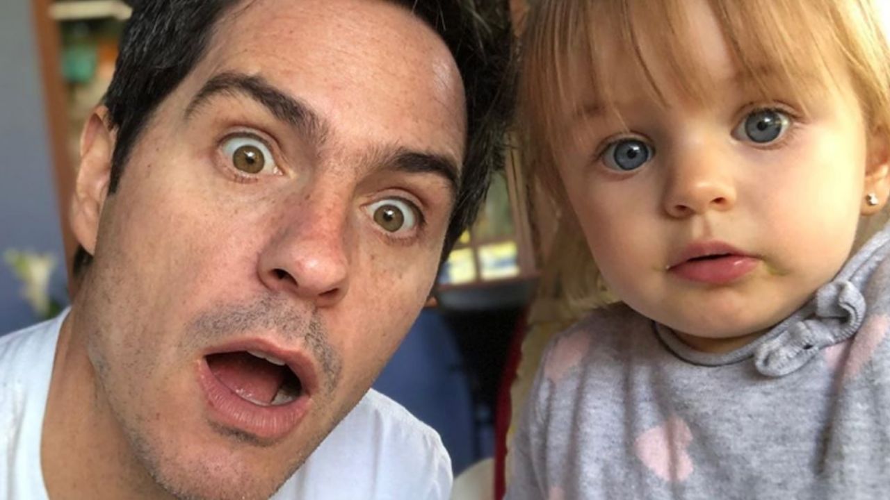 Mauricio Ochmann derrite Instagram con tierno momento junto a su hija Kailani