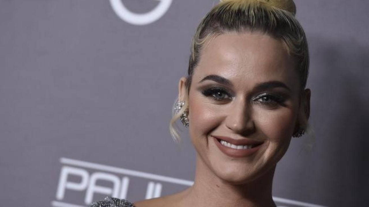 ¡Adorable! Katy Perry comparte su alocado ‘look’ para su presentación en ‘Tomorrowland’