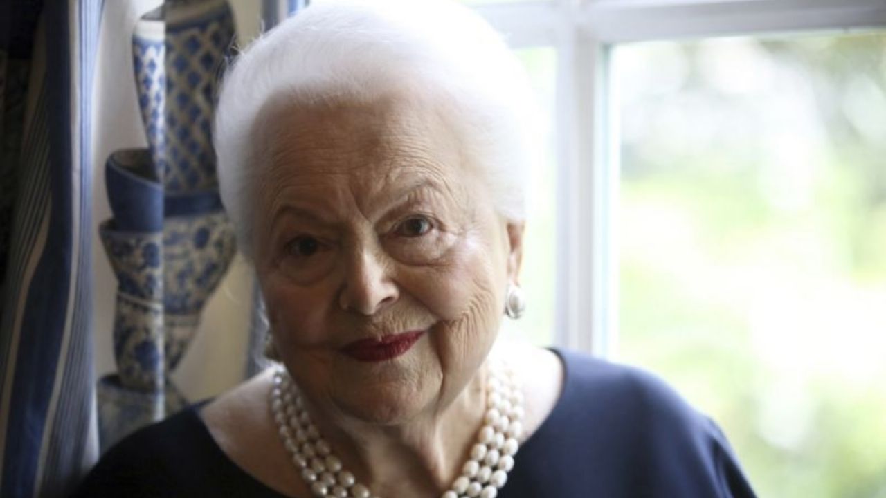 Olivia de Havilland: La actriz ganadora de dos premios Oscar, muere a los 104 años de edad