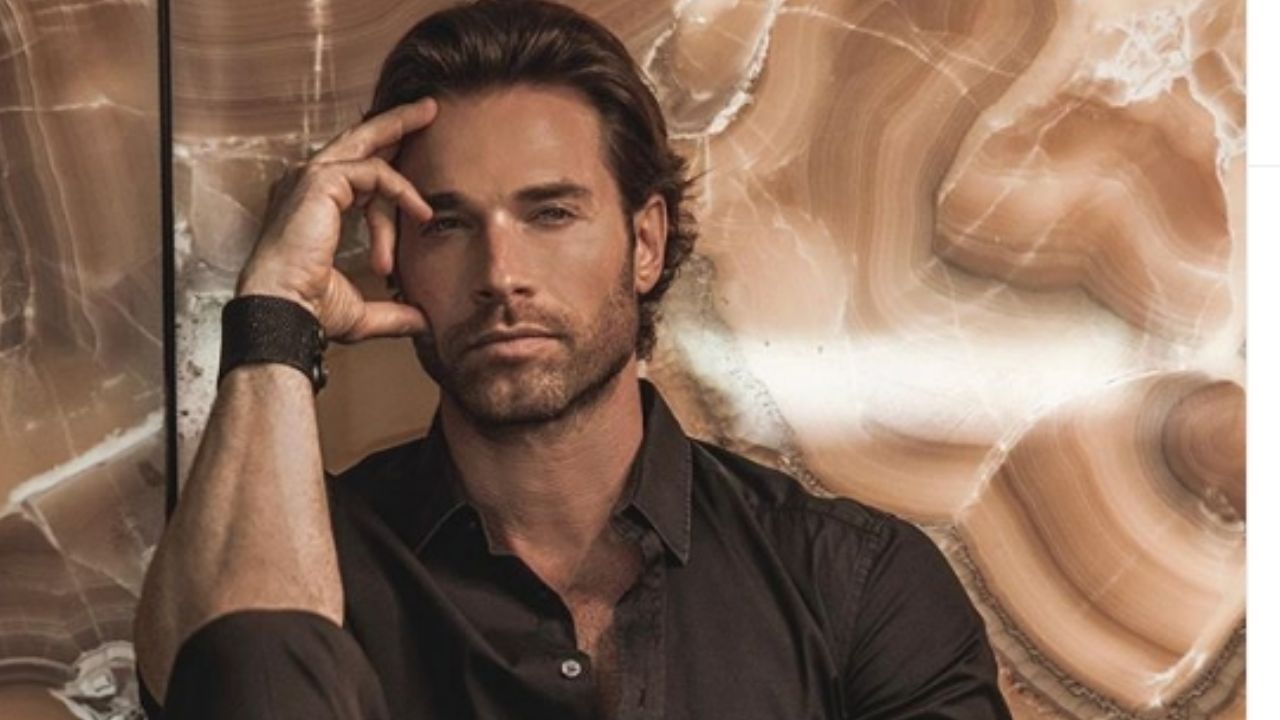 Filtran impactante foto de Sebastián Rulli en el panteón y todo Instagram estalla de la impresión