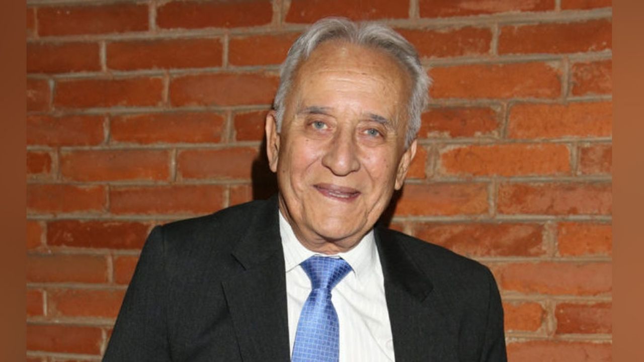 Exactor de Televisa hablará en un monólogo sobre la salud de los médicos que luchan con el Covid-19