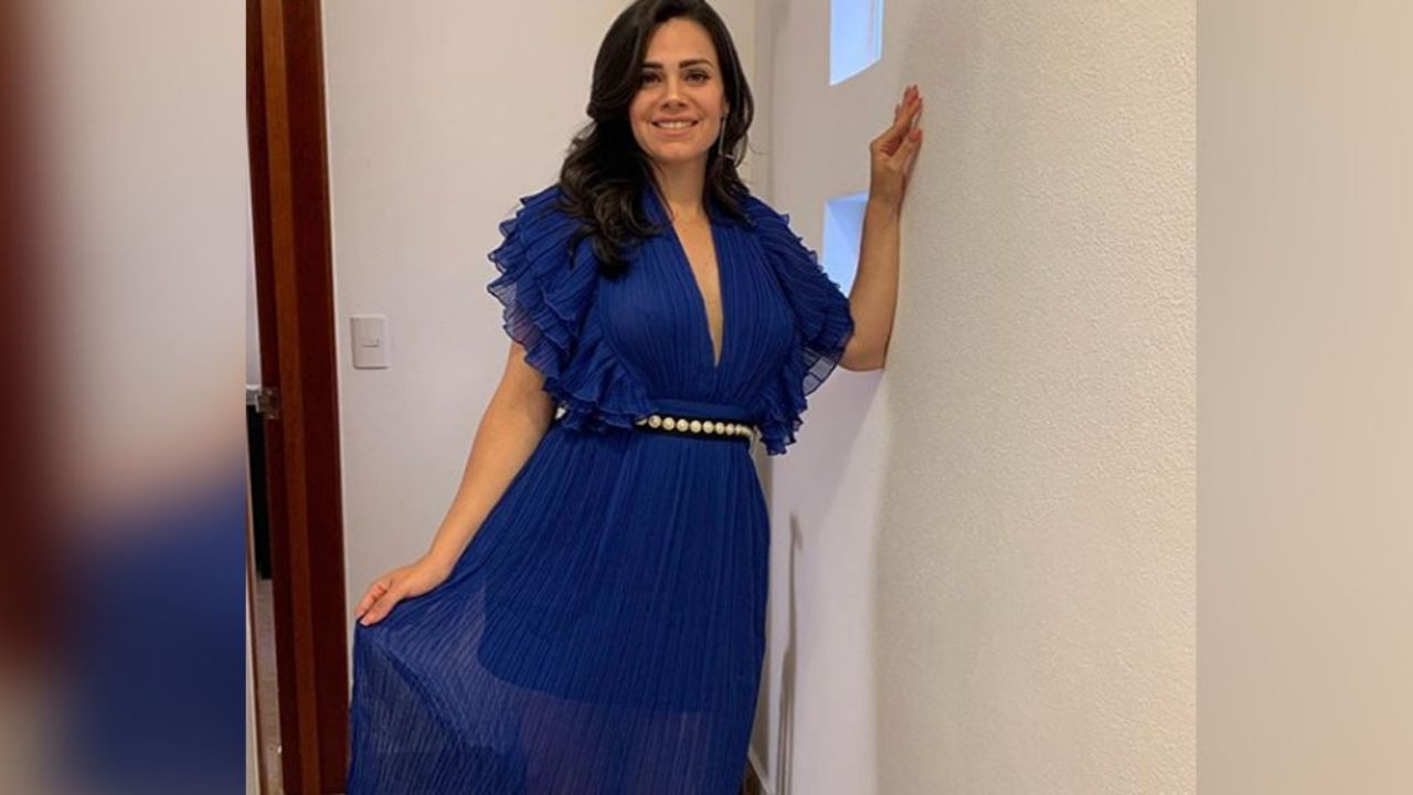 ¿Cual calor? Luz Elena González luce aplicadita y hasta con traje de invierno