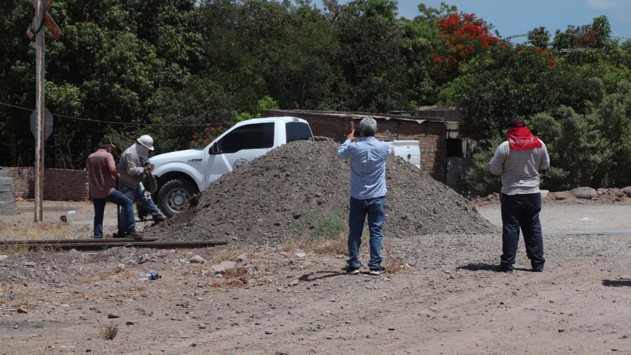 Miembros de la etnia Yaqui liberan la carretera México 15 y vías del tren