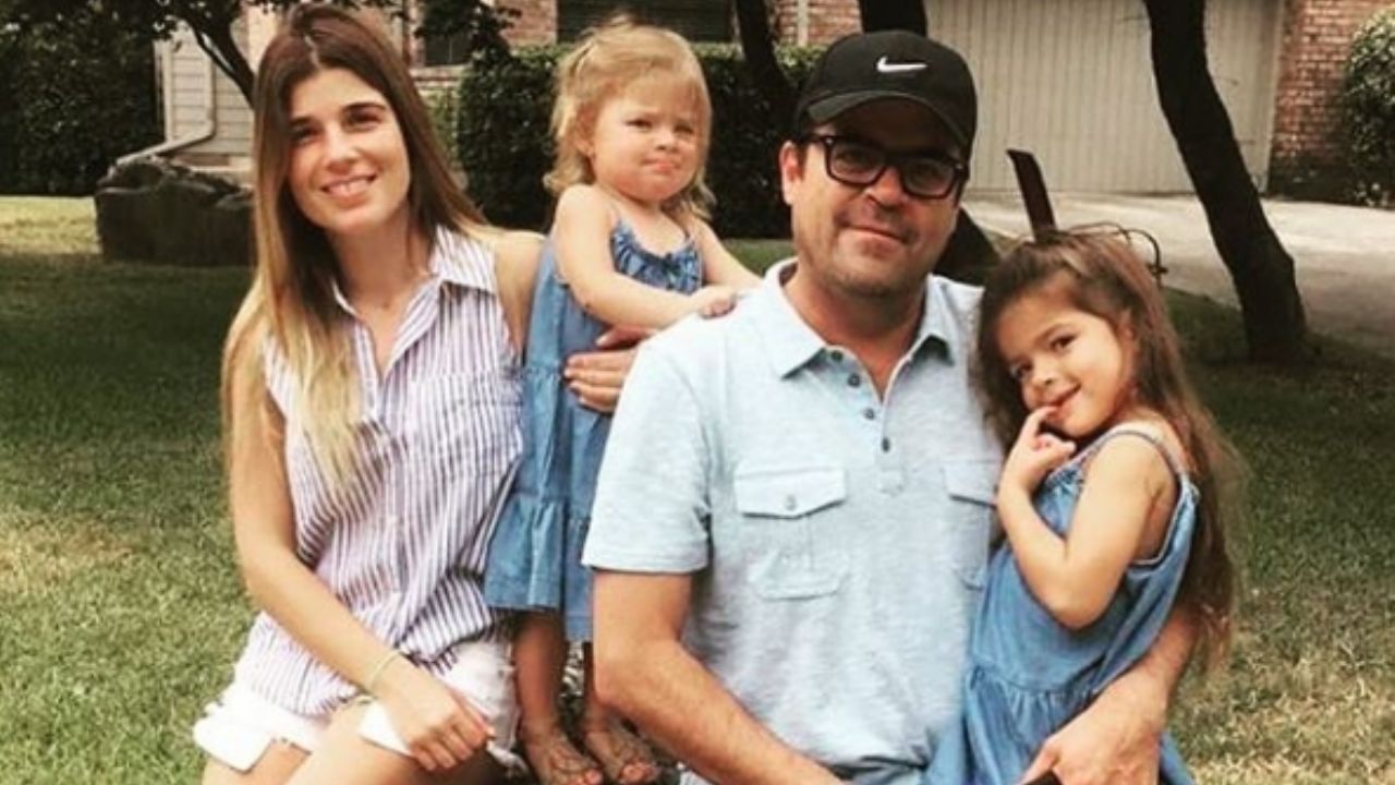 Tras tomarlos por sorpresa el embarazo, pareja de conductor de ‘Hoy’ luce su pancita en redes