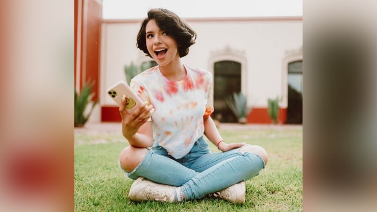 Ángela Aguilar paraliza a todo Instagram al modelar en espectacular vestido