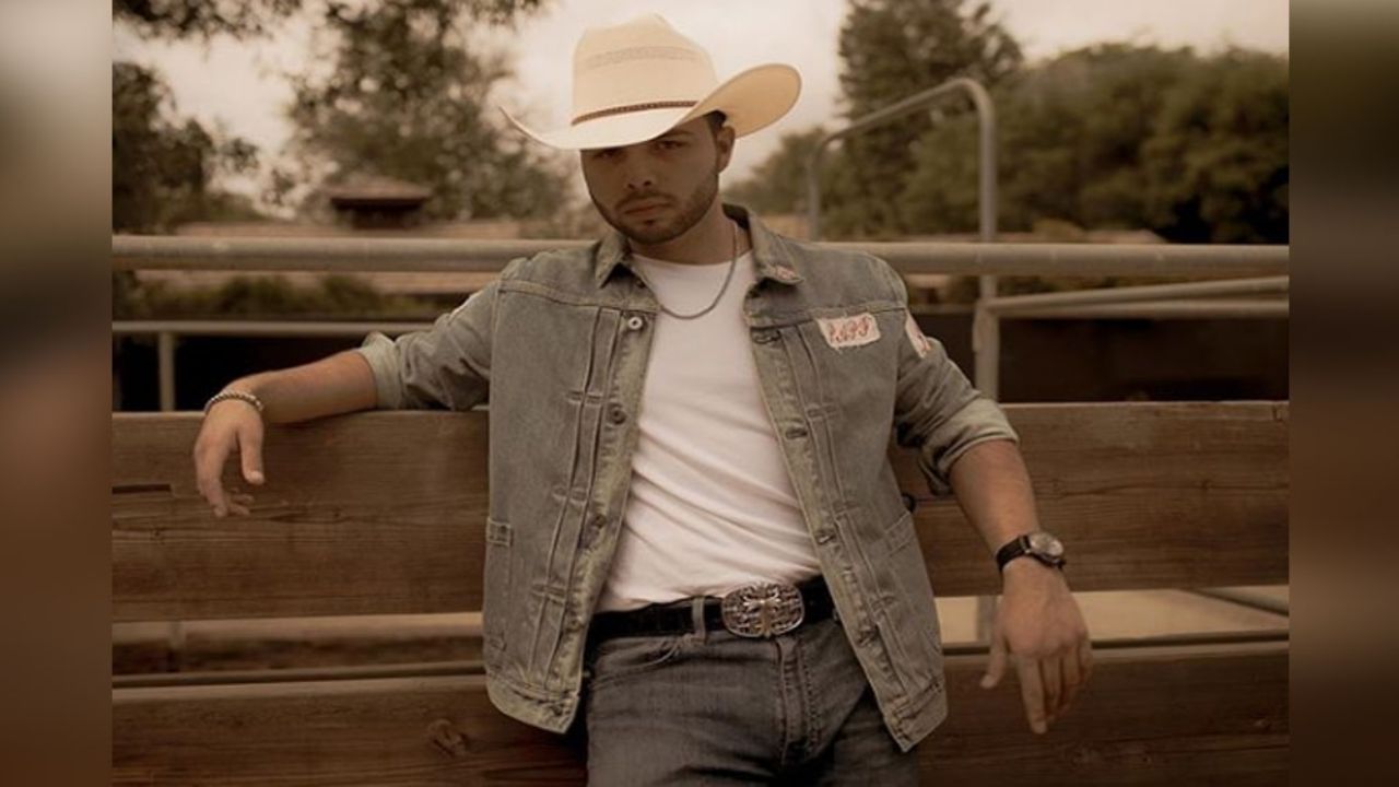 De cantante a ganadero: Hijo de Pepe Aguilar, presume sus dotes y enloquece las redes