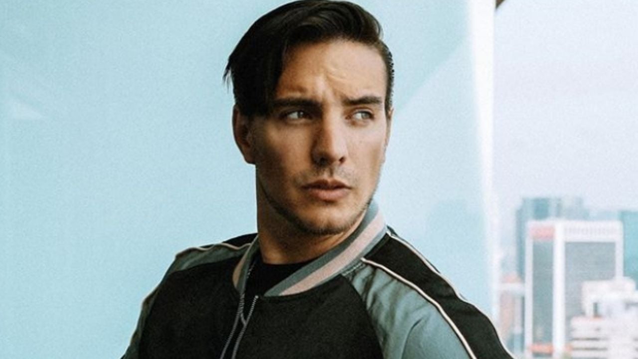 ¿’Brad Pittin’? Comparan a Vadhir Derbez con famoso personaje de ‘La Familia Peluche’