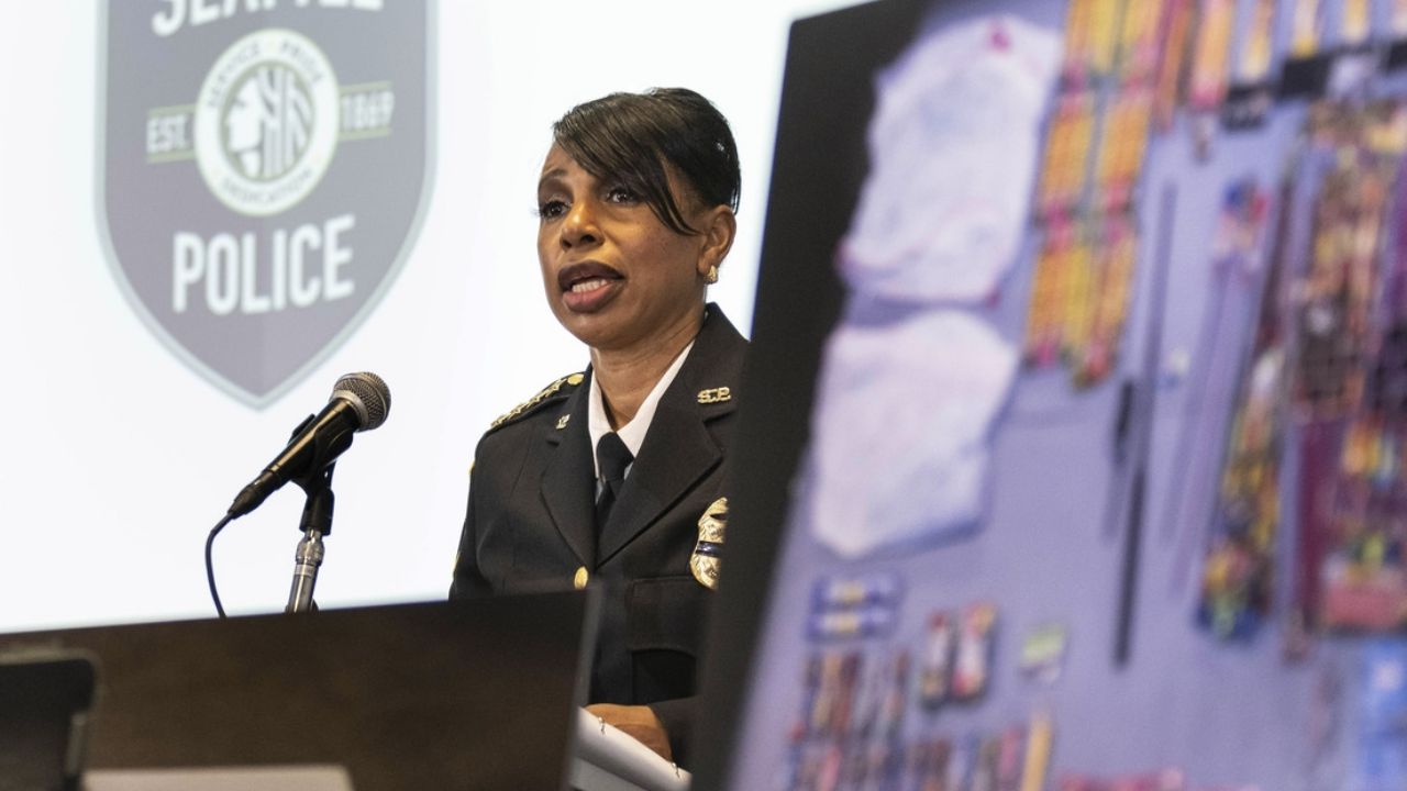 “No todos son pacíficos”: Encuentran camioneta con explosivos en manifestación de EU