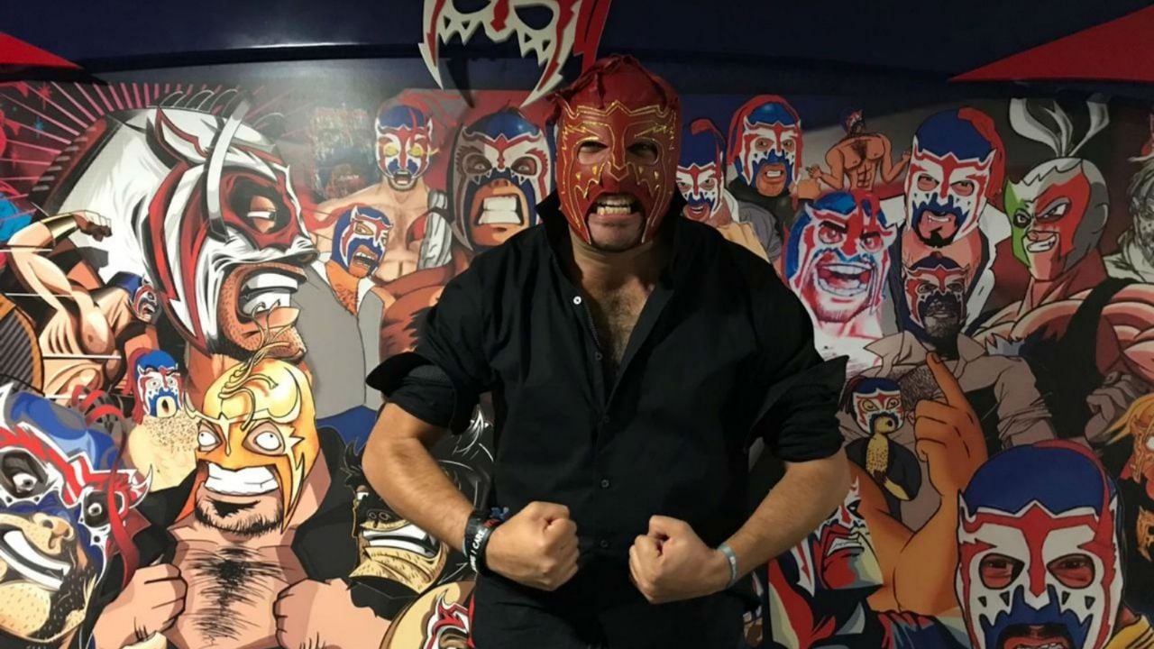 Escorpión Dorado, furioso con Iztacalco por ‘fusilarse’ el logo de su canal de YouTube